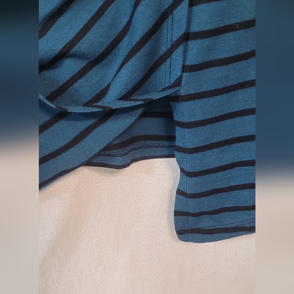 A.N.A size large Striped Tunic top - Picture 4 of 8